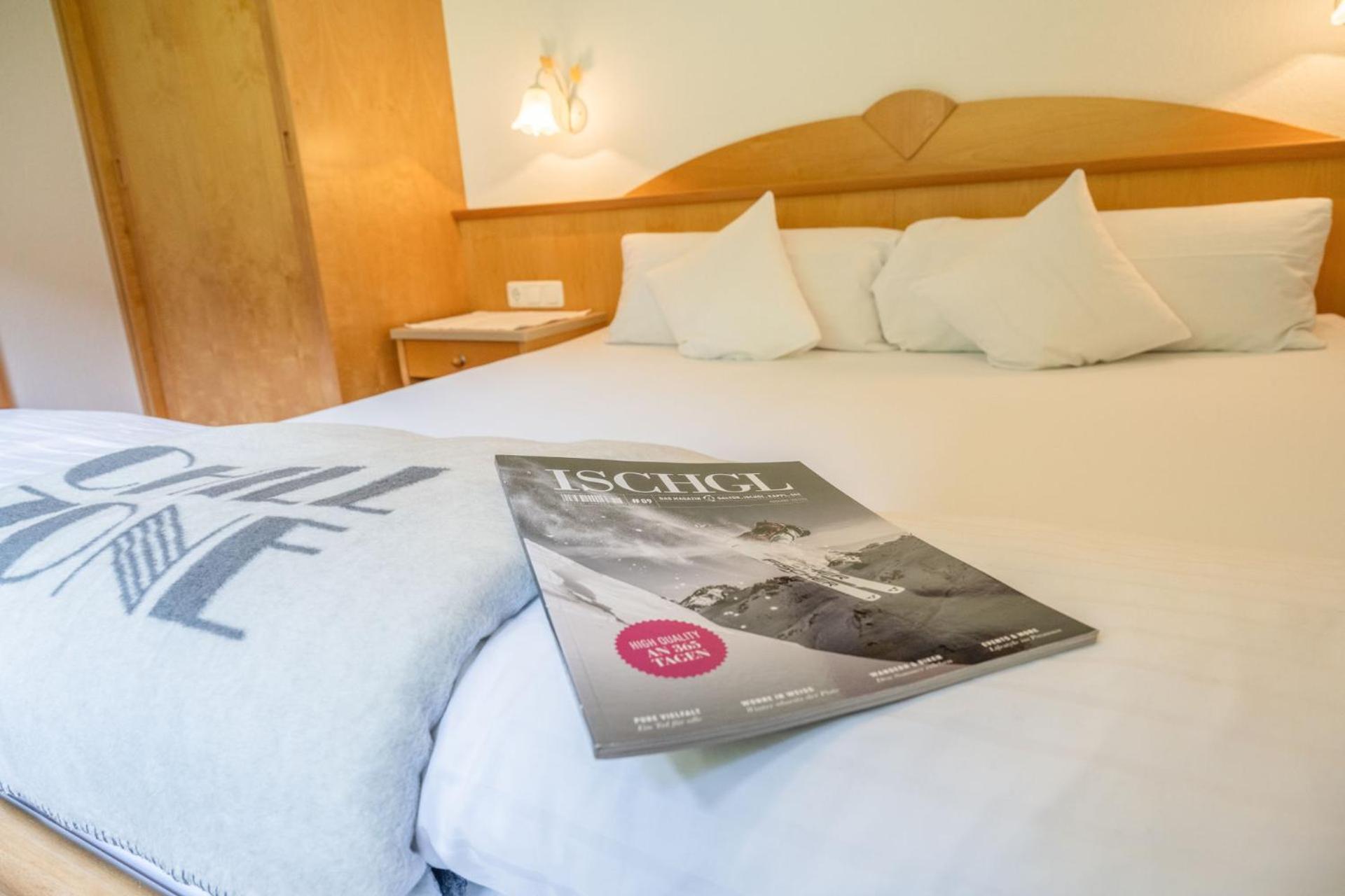Haus Waldhof Hotell Ischgl Exteriör bild