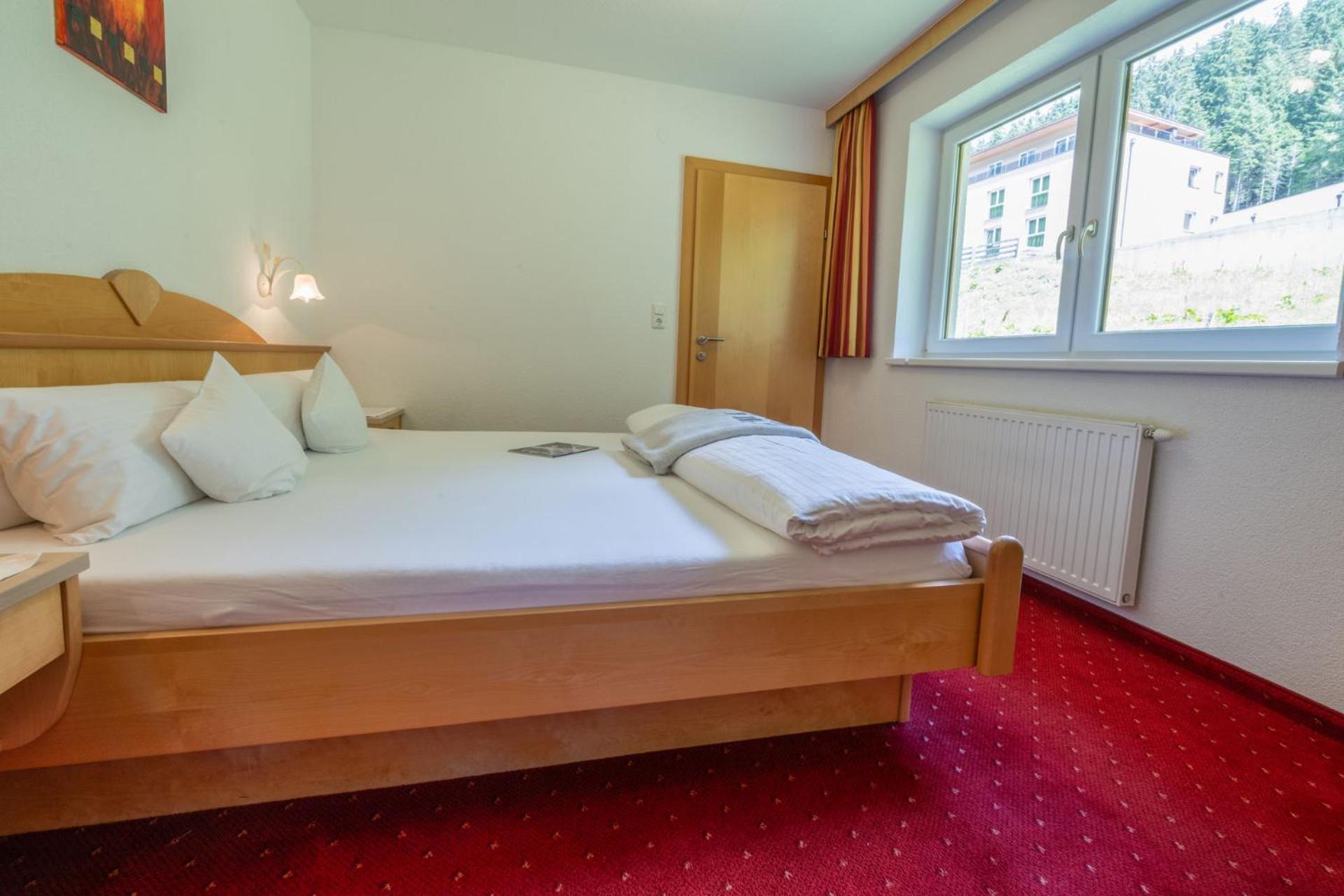 Haus Waldhof Hotell Ischgl Rum bild