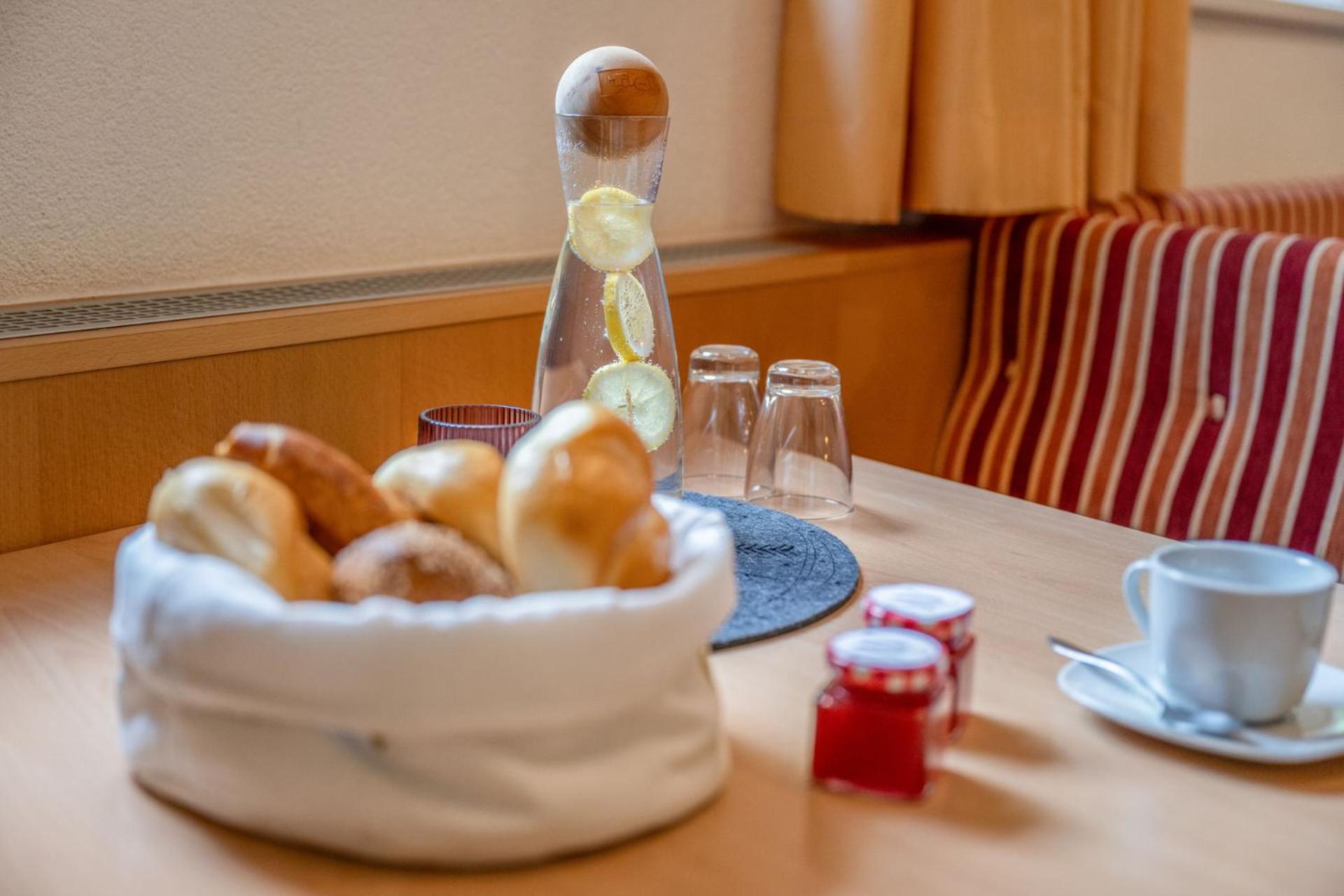 Haus Waldhof Hotell Ischgl Rum bild