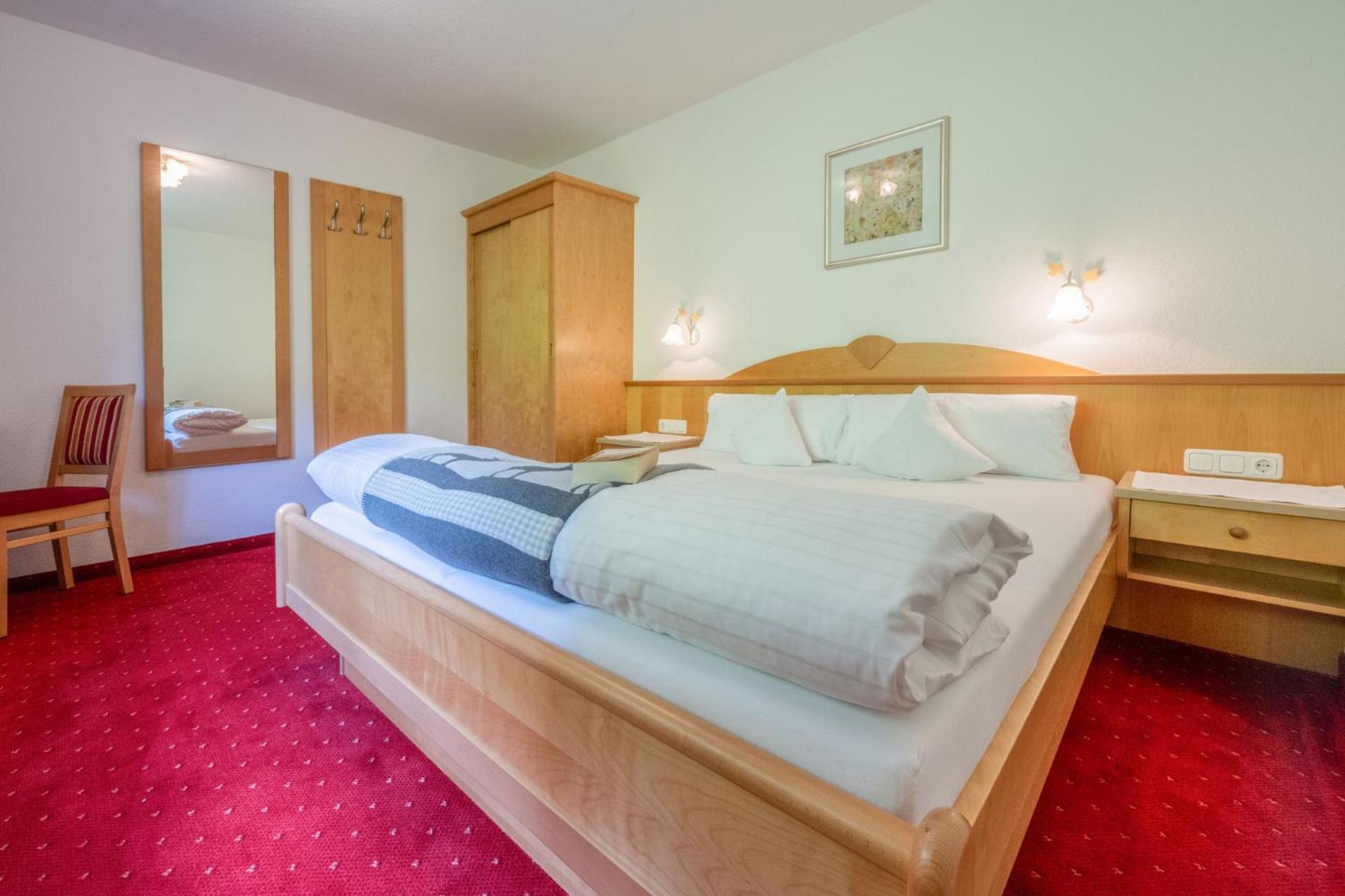 Haus Waldhof Hotell Ischgl Exteriör bild