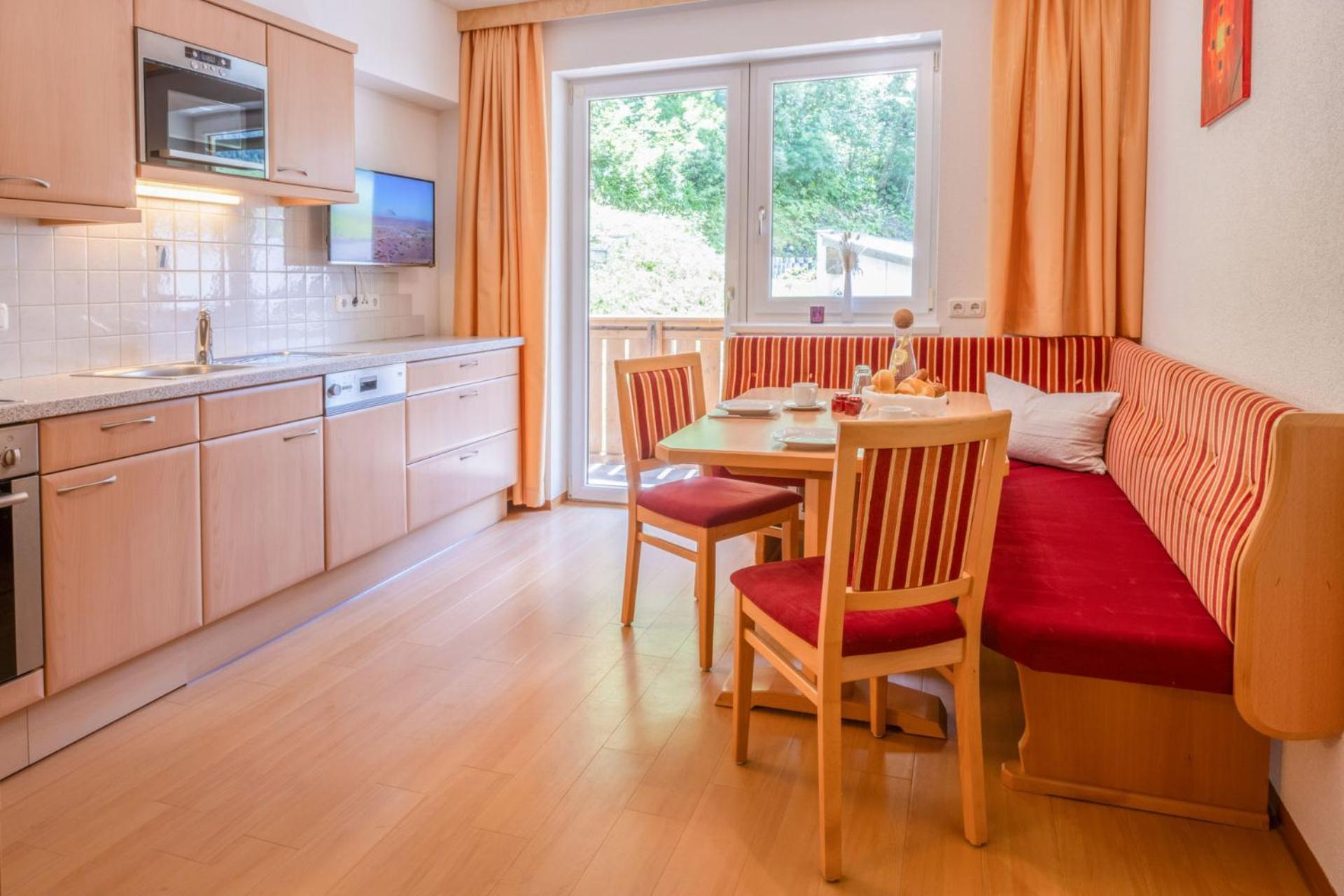 Haus Waldhof Hotell Ischgl Exteriör bild