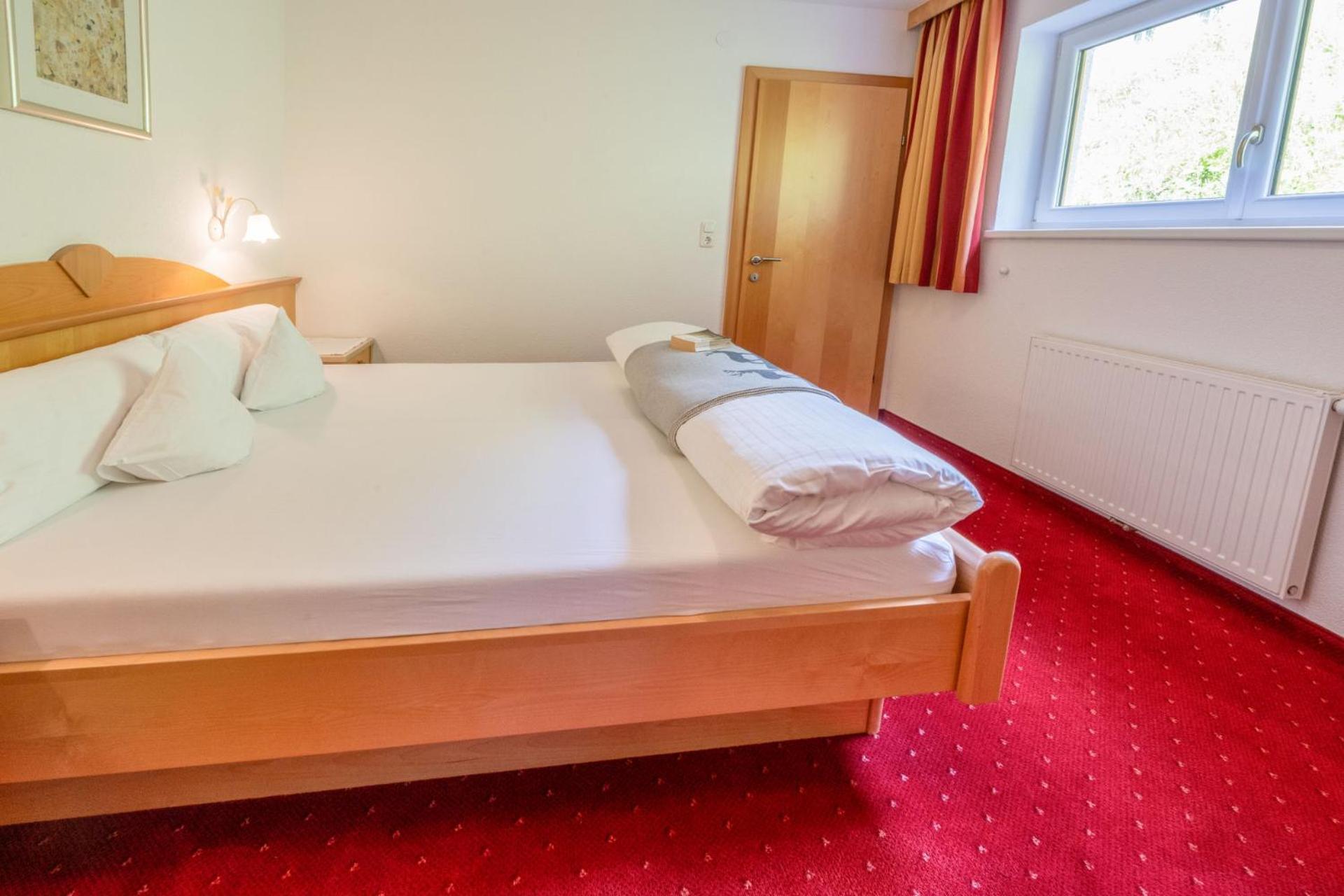 Haus Waldhof Hotell Ischgl Rum bild