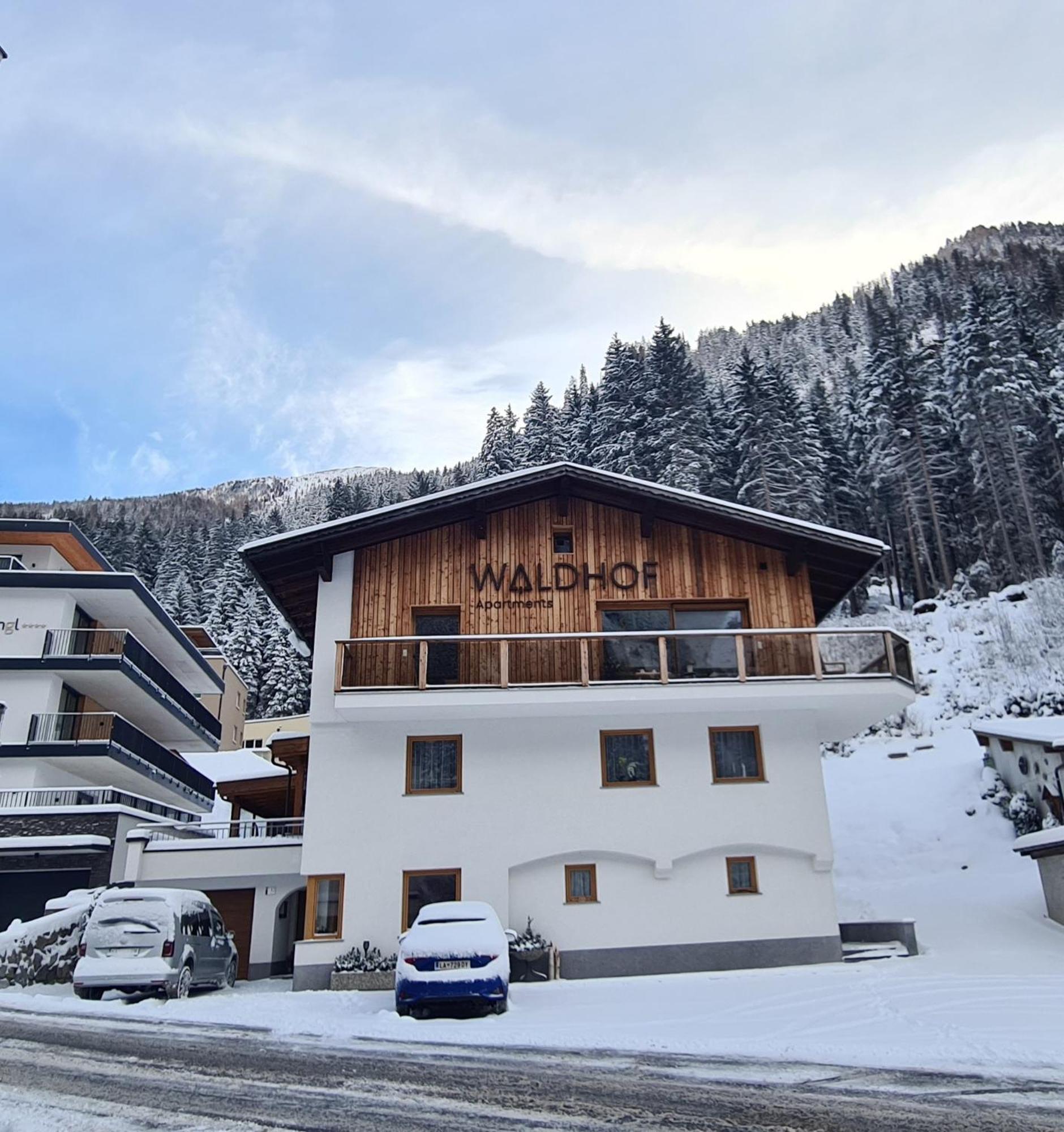 Haus Waldhof Hotell Ischgl Exteriör bild